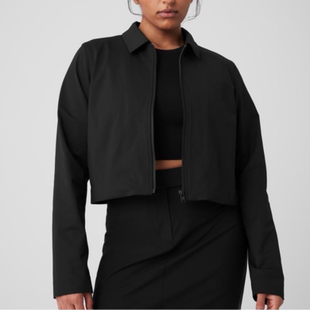 ALO Yoga Cropped High Speed Jacket in Black EUC Sz Medium